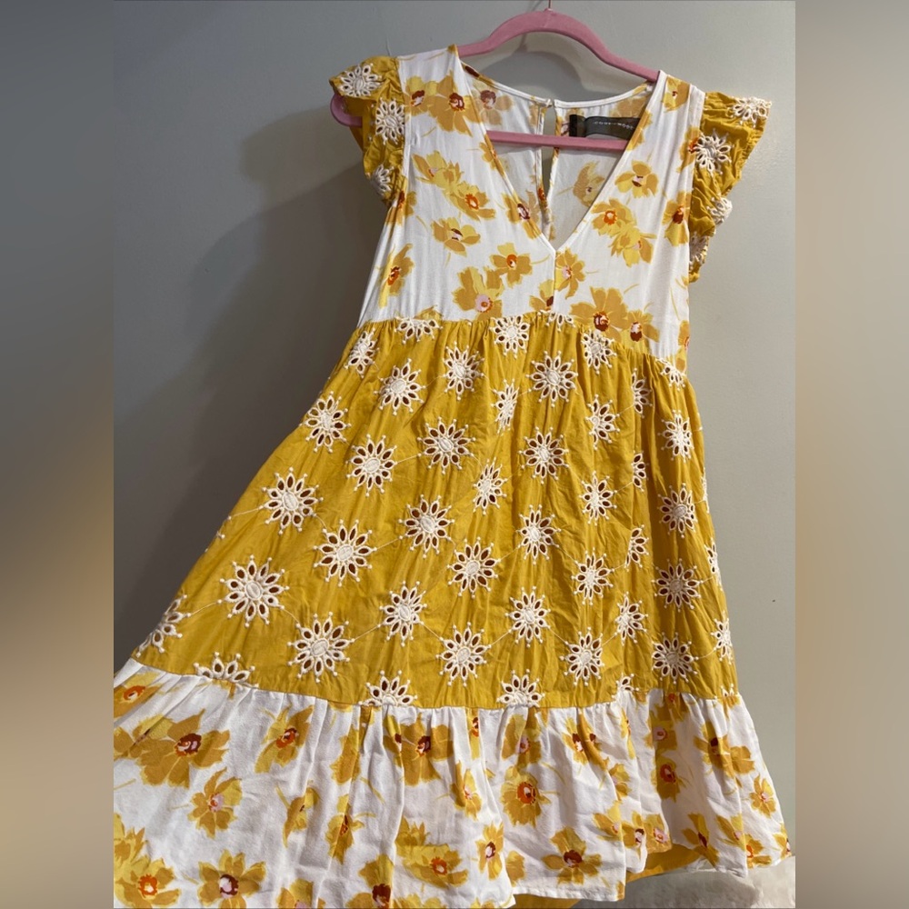 Code X Mode Eyelets Daisies Printed Embroidered Y… - image 2